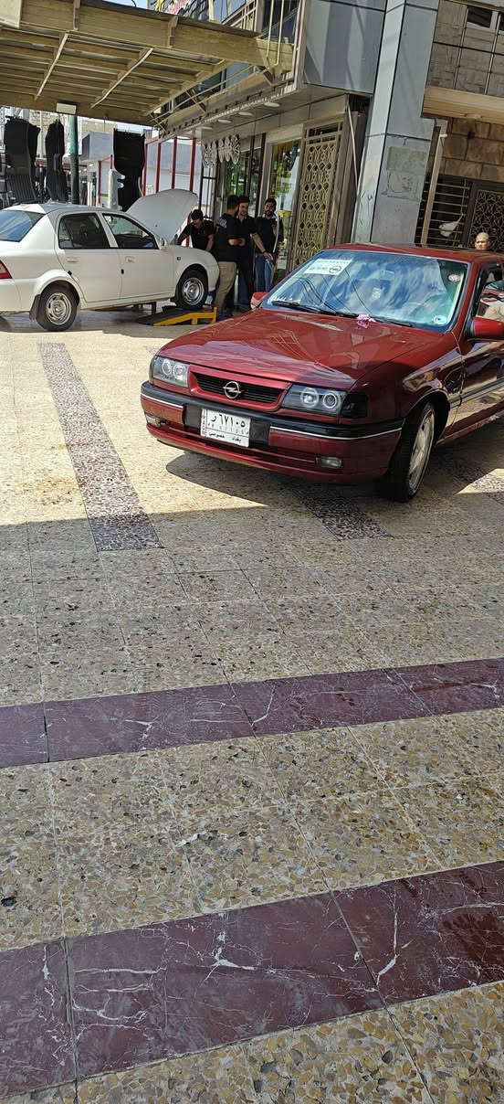 فكترا 18 كير اوتماتيك
سعر 53 وبيها مجال 
سياره حلوه وكاعده كير ومكينه شرط 
طخم تايه جديد 
لايت عدسه /زيلون 
رقم بغداد مشروع وطني 
شرعيها بل موصل 
شرط التحويل 
داخلها احلى من خارجها


**إذا كنت صاحب هذا الإعلان وتريد حذفه لأي سبب، رجاءا أرسل رسالة إلى الدعم الفني**