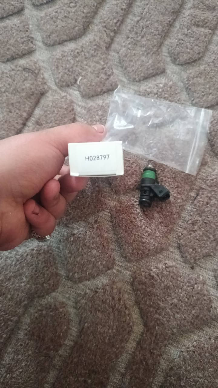 السلام عليكم عندي تخم نوزلات رينو العدد 4 جديد وليس مستعمل للبيع 👍 الي يريدهن يدخل واتساب ***********
