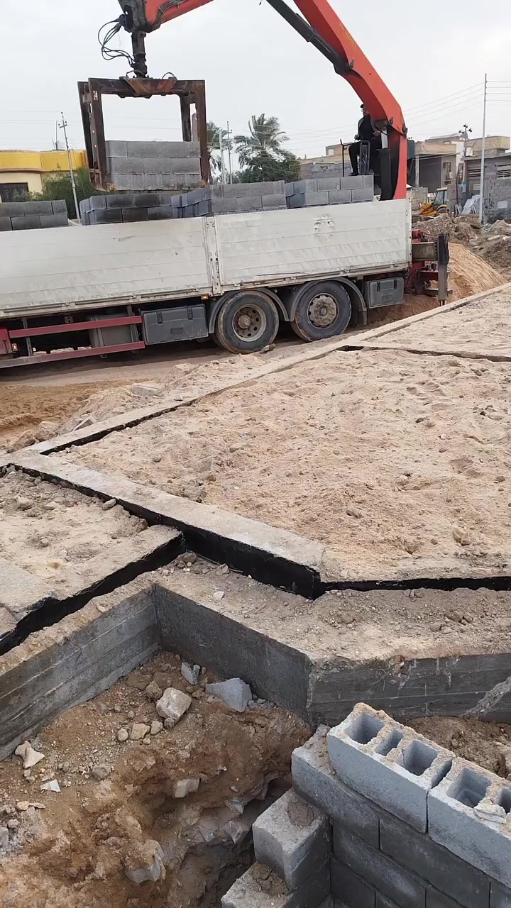 ***********العامري للمقاولات
