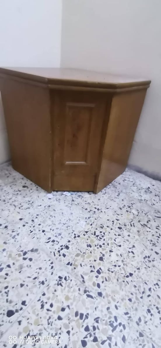 غرفه نوم صاج للبيع قيم وخذ عنوان ابو غريب للستفسار على هاذ الرقم ***********
