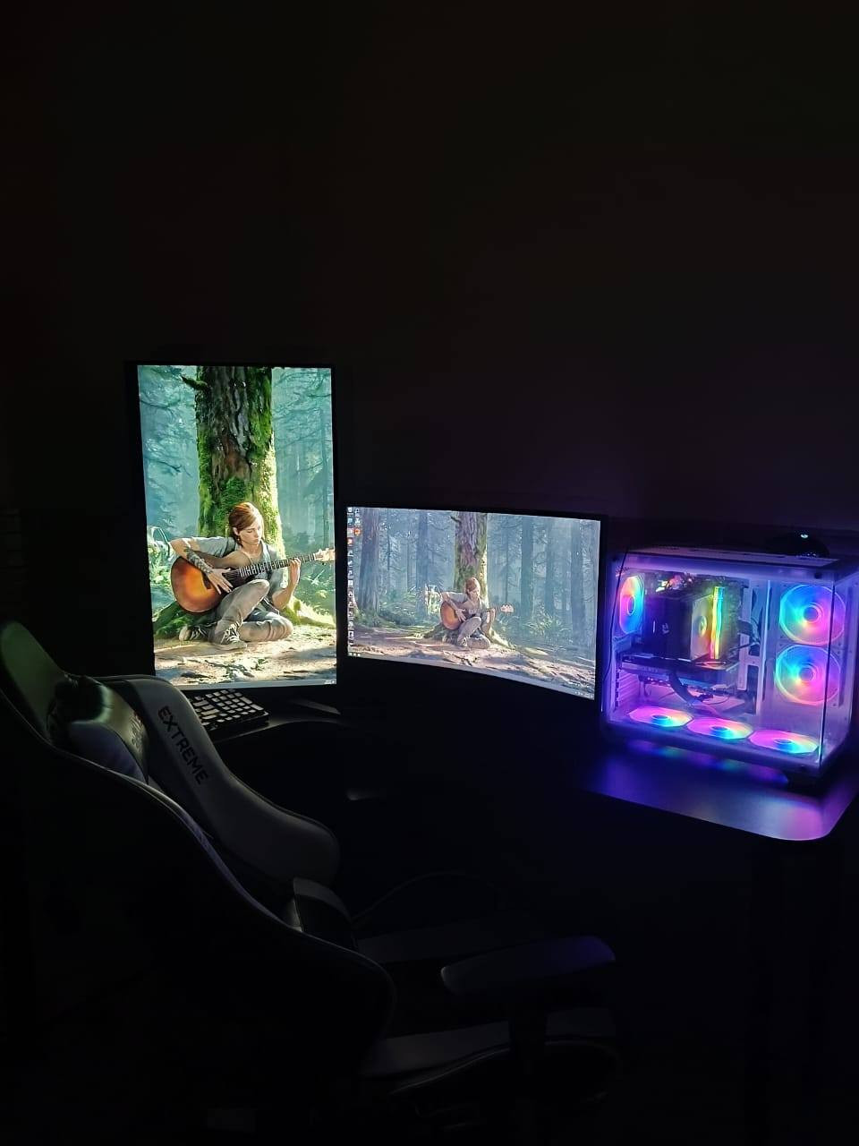 الكيس :-
Cpu :Core i5 13400F
Gpu :RTX 5060 ZOTAC 8GB
RAM: 32 3200Mhz T-Force
Motherboard: B760 Asus p
Hard: 1TB SSD NVME
PSU 750W CM

والشاشتين :-
1.LG UltraGear 32inch 165Hz 2K Flat
2.Samsung 27inch 144Hz 2K Curved

Ups 3000 Falcon
ويا كرسي كيمنك درجة اولي ويا ميز على شكل حرف L
السعر[ 1.950.000 ]او بيه مجال قليل للشراي شرط تجي تفحص على راحتك اشكد متريد والغراض كله درجة اولي لمن تجي اتشوفه اب عينك  ما عندي توصيل  مكاني كركوك قضاء داقوق 
او هاي رقمي [***********].  ابيع كامل غراض ما ابيع مفرد
