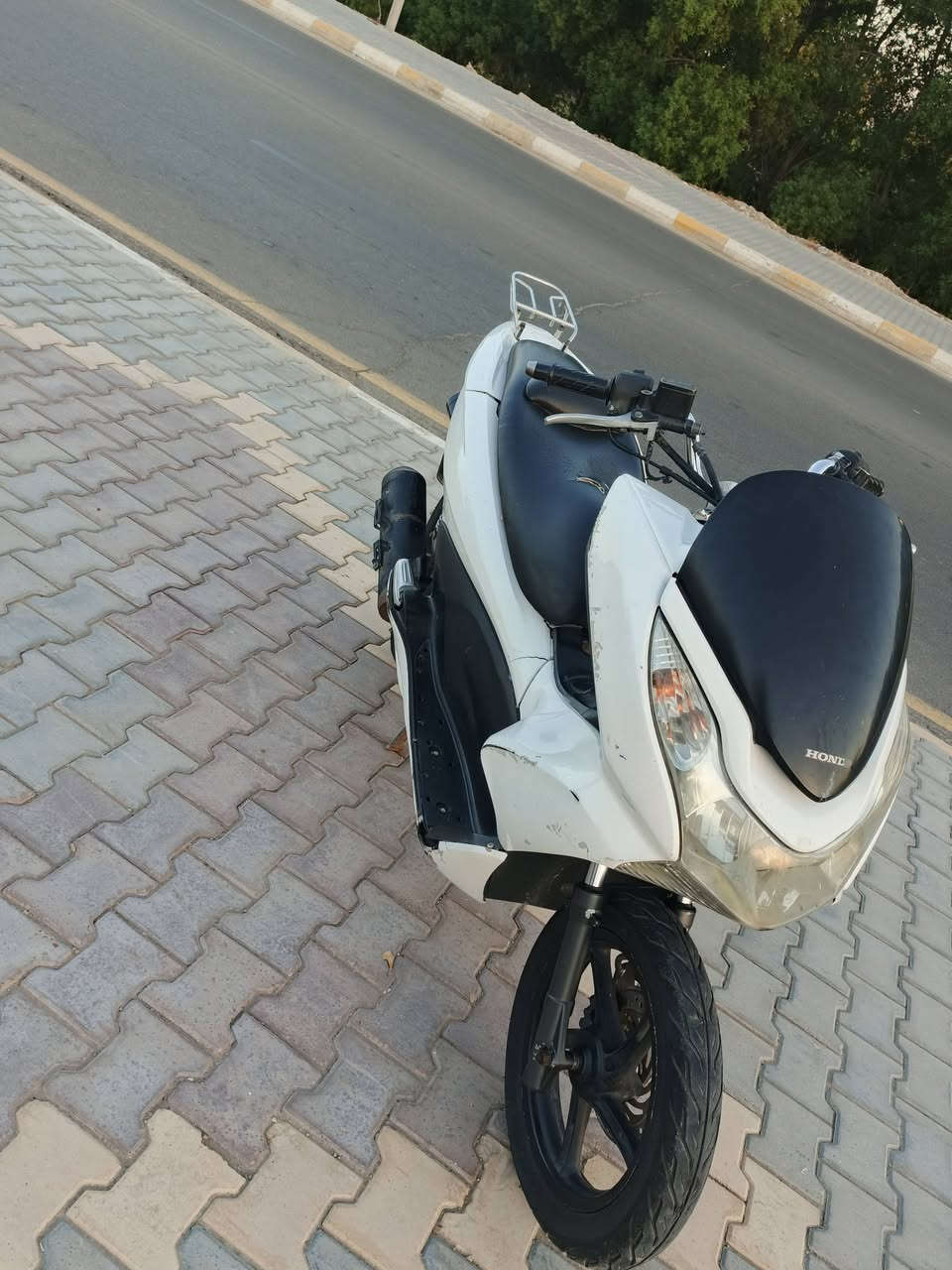 سلام عليكم
للبيع درجه  pcx  

جيل اول ياباني jf

 محرك 150 

كله شغال حساسات حساس ستان 

دراجه حلوه ونضيفه 

السعر 950 وبيه مجال 

مكانه كوت حي الحوراء 

للستفسار خاص او على الرقم /***********
