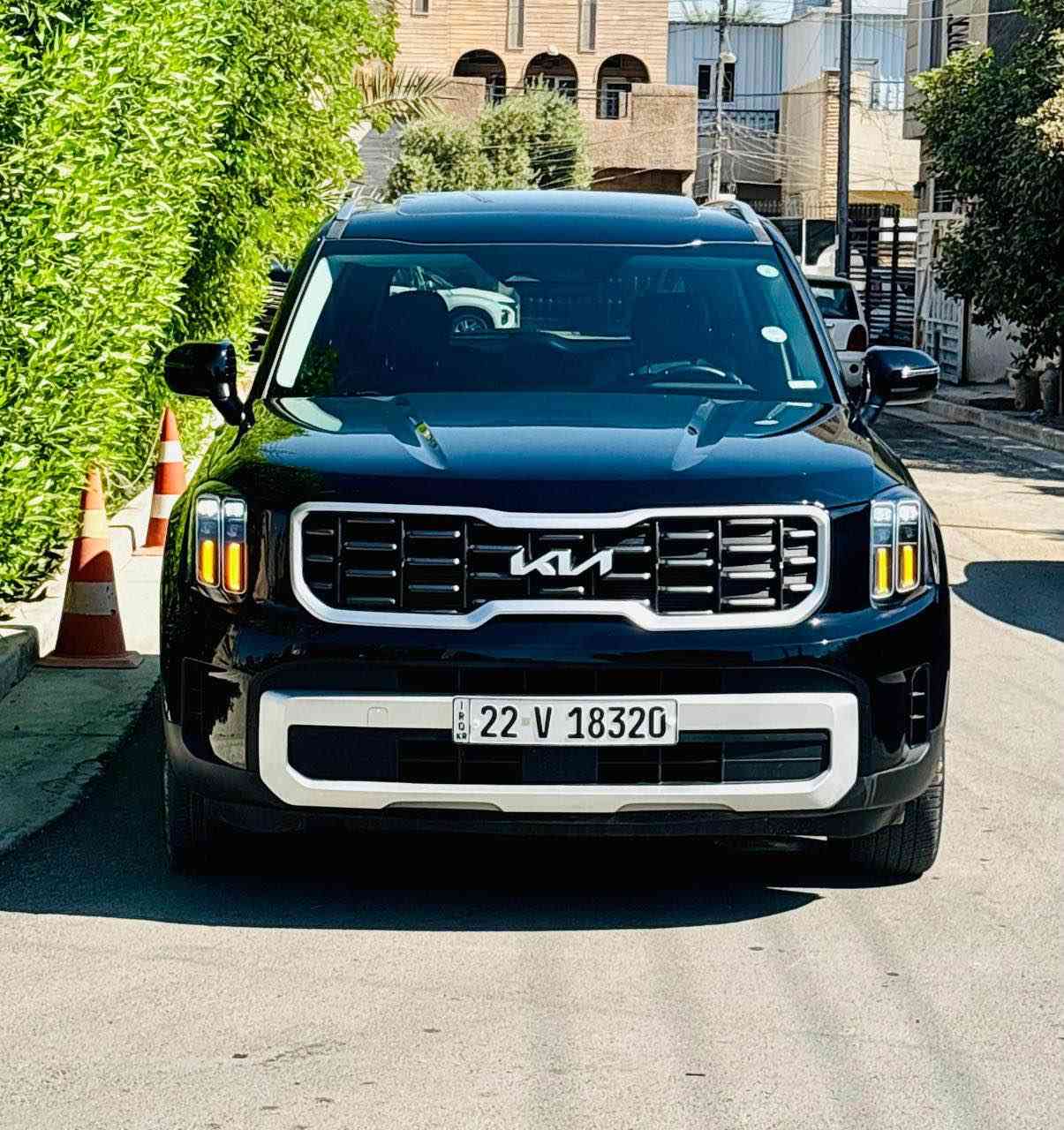 كيا تيلورايد S موديل 2025 
ماشيه 5000 يعني بعده بحاله الزيرو 
السعر (33.500$ )يعني (335 ورقه )بي مجال 
محرك سته سلندر 3800
رقم أربيل بأسم شركه تحويل وكاله ثاني يوم 
وارد امريكي حادثه امبدل جنطه نفس اللون السياره بدون لا صبغ ولا بارد ولا شخوط ولا رصعات صور الحادث بل منشور 
مواصفاته:- بصمه ,فتحه ,كشن خلفي منفصل ,رادار امامي خلفي جانبي ,مقاعد كهرباء ,مقاعد تدفئه ,لايت زينون عالي ناصي ,حساسات خلفيه ,كامره خلفيه, دشبول ديجيتال متصل ,جنطه كهرباء  ,اشاره بل مري ,تحديد مسار 
مكان السياره المنصور *********** بغداد, العراق
