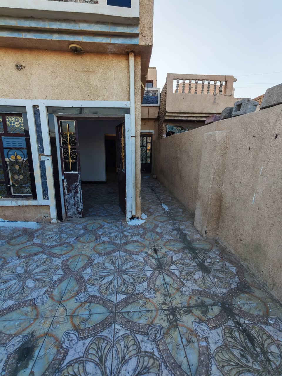 مشتمل للايجار 100 متر طابق واحد بسبع البور بسوداني كامل كيزر تانكي مباشر تسكن سعر الايجار 200 قفل 
للاستفسار *********** واتساب او مكالمه
