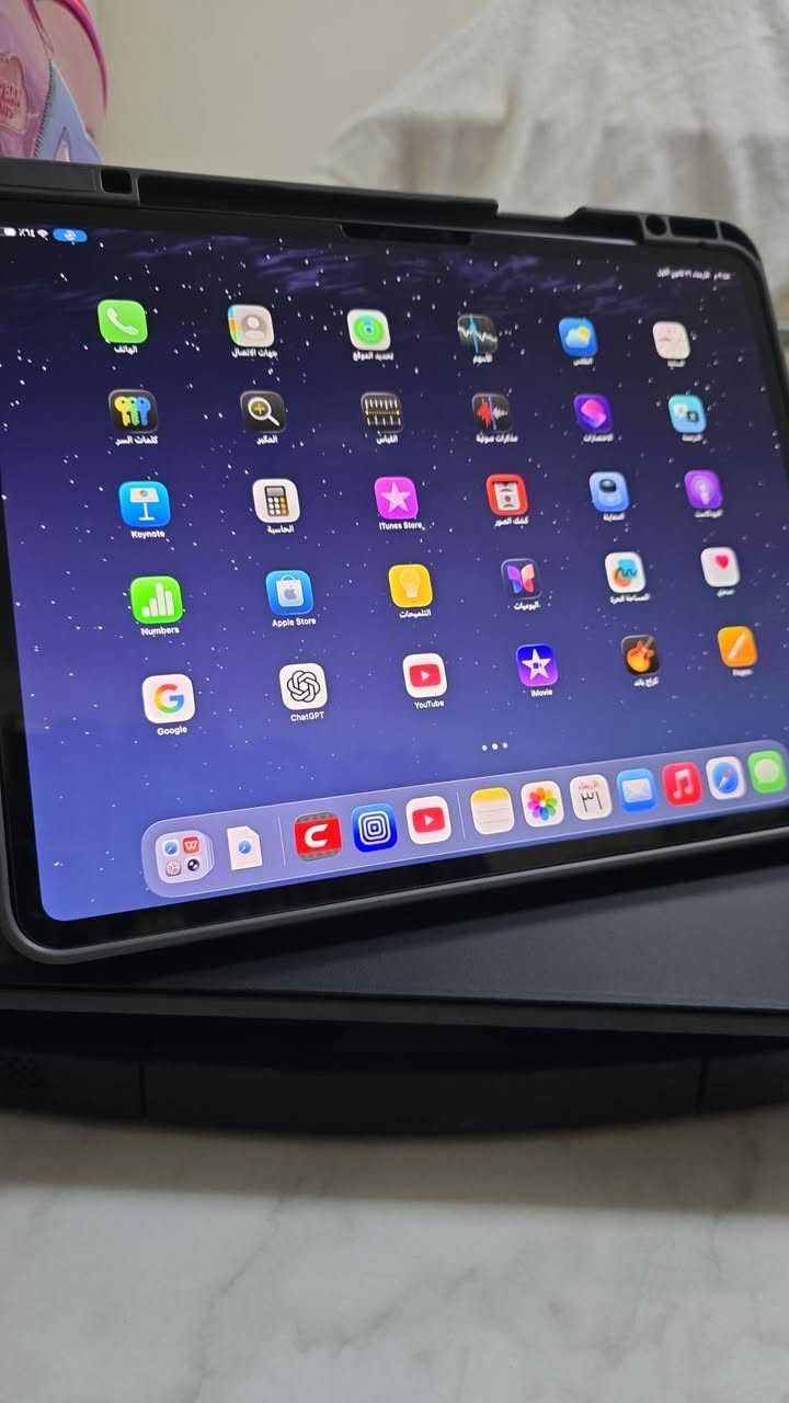 ipad pro m5  13" کسر کارتون للبیع
للاستفسار تواصل واتساب ***********
