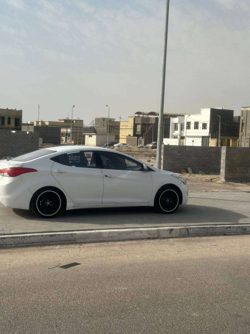 سلام عليكم انتره مديل 2013سياره جاهزه مكينه وكير وحداده تبريد 
سياره بيها مكانات صبغ ابيع احزام 
سنويه منتهيه رعيها يريد تحويل 
تخم تاير وحداديه  منضومة تبريد كل جديد سياره نقص فقط شماعت اماميه سعرها 90وبيها شي بسيط كلش 
مكاني بصره 
رقمي *********** البصرة, العراق
