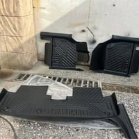 ارضيات سيل 6 ربل مطاط ام الدوسه تقعد على للسياره قالب بلادي السعر 100 ...