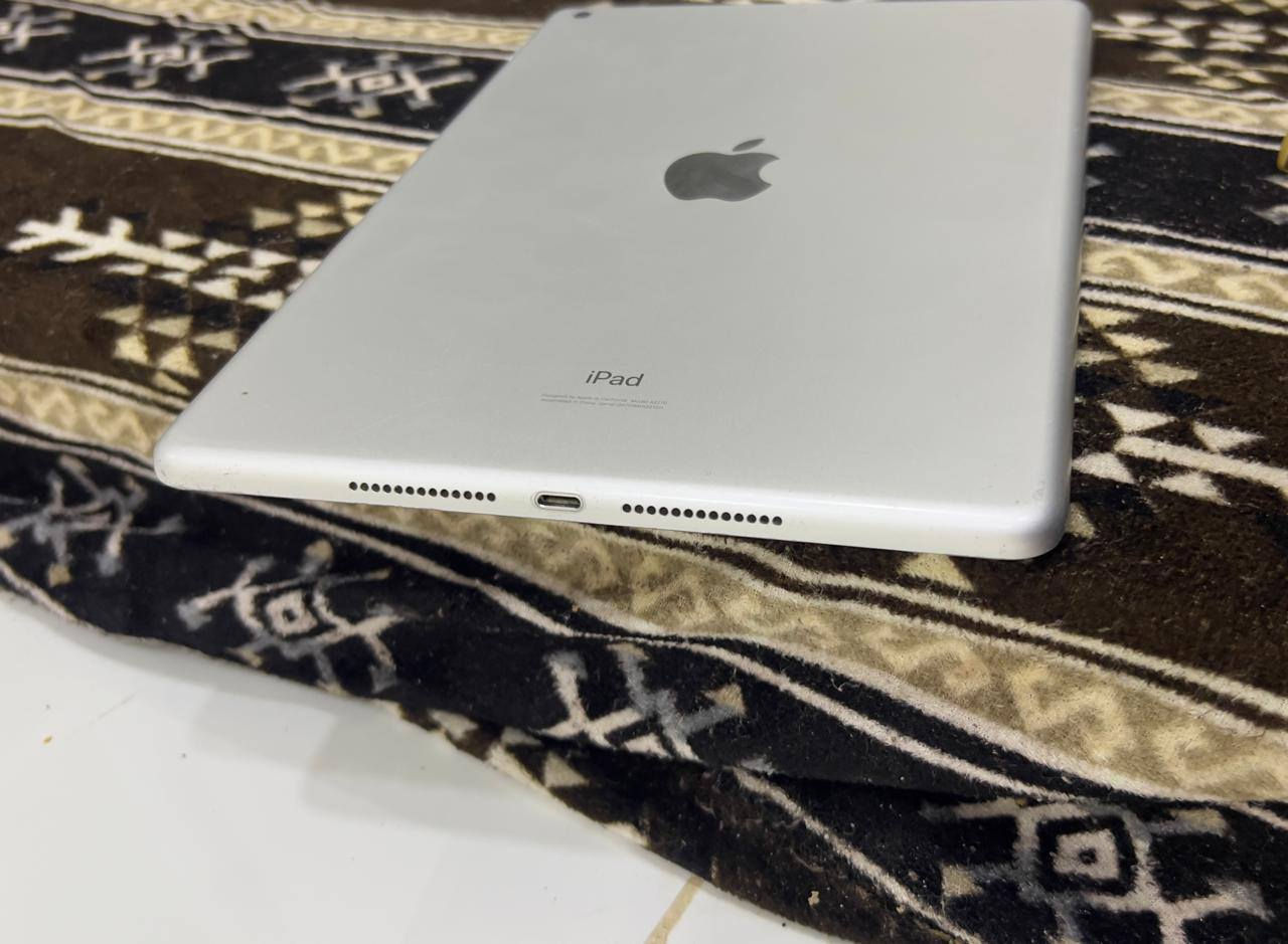 ايباد 8 ذاكرة 128 نظيف جدا مكفول مامفتوح السعر 150 قفل


**إذا كنت صاحب هذا الإعلان وتريد حذفه لأي سبب، رجاءا أرسل رسالة إلى الدعم الفني**