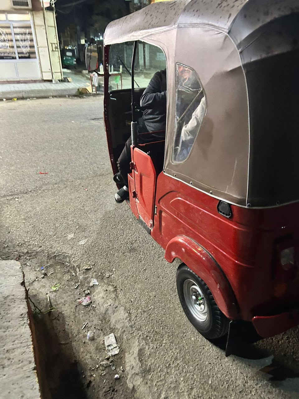 سلام وعليكم تكتك ٢١ جديده فقط دوس معمره متوازي ع بيعتها شراي اتصل ودلل (‎***********)
