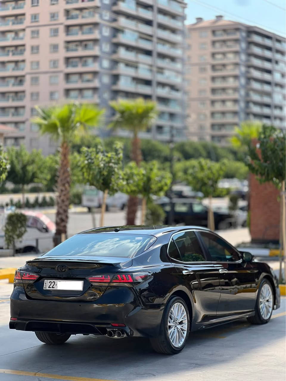 Toyota Camry SE نمونە لە جوانی ڕەشی قەتران 
کامل جوانکاری بۆ کراوە پێشی کراوە بە ٢٠٢٤ 
بەگلایت لێگزز - ویلی کامری ڕوسی تاقانەیە لە جوانی 
مواسەفاتی SE ( کوشن جلد و کارەبا - ڕادار و خەتی جادە - گێڕ سپۆرت سوکان - Carplay) 
١ پارچەی بۆیاخە بەس بۆنیت - ٢ پەڵە ساردی هەیە 
١ پەڵە pdr 
مودیل ٢٠١٨ یە ١١٢ هەزار ڕۆیشتووە 
گێڕ و مەکینەی نەکراوەتەوە بەشەرت بێ عەیبە 
ڕەقەم هەولێرە سەنەوی تا ٢٠٢٩ تازەیە 
سەیارەکە لە سلێمانی ناوشار 
نرخ: ١٦٠$ و معامەلەیەکی کەم 
سەیارەی مەعرەز نیە گۆڕینەوەش ئەکەم
*********** السليمانية, العراق
