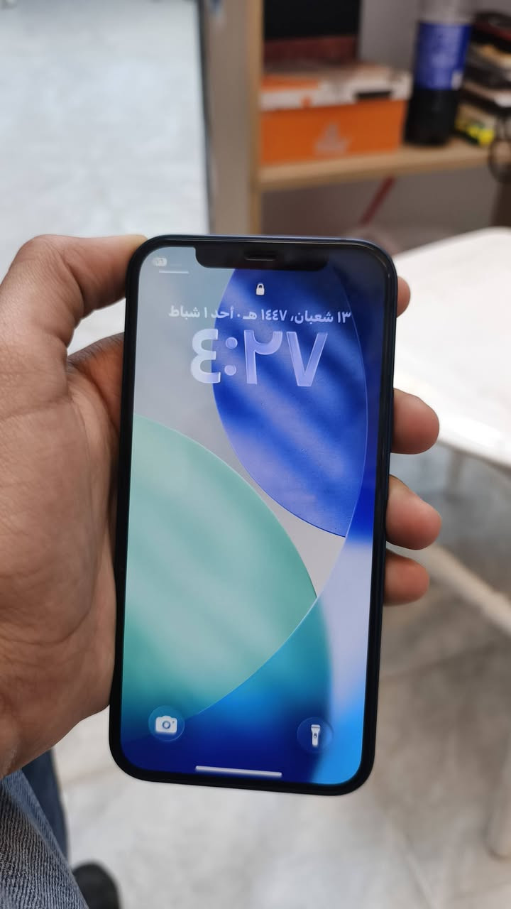 السلام عليكم جهاز للبيع 12عادي ذاكرة64 بطاريته 87 جهاز ما مفتوح نموذج M سعره 310وبي مجال عنواني حي العامل سوق الشعبيه  اتصال ***********
