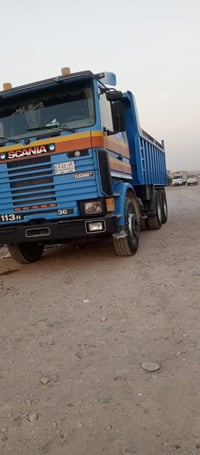 قلاب سكانيا 113للبيع رقم الماني سنويه 28حجم 12ونص جوب سحال موديل 91الس...