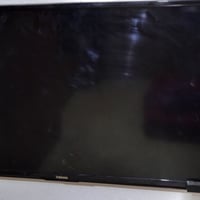 تلفاز • شاشة ٣٢ • بدون نت
