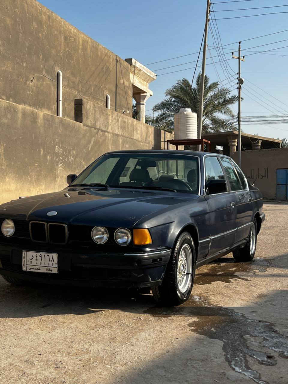 سلام عليكم
سياره بيئم مديل 89 كامل موصفات سياره بلاديه
مكينه 6 سته سنويته منتهيه مكلف بالنشر رقم صاحب السياره ***********
