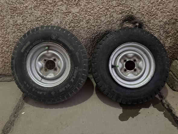 مسجل حلو شغال يشتغل عل ريموت وكامل >.         ٢٥ ألف + علامة تكسي.> 5 الف   
سبير عدد (2) نص عمر ويل اصلي بلادي سعر ٥٠ 

مكاني بغداد زعفرانية  /. ***********
