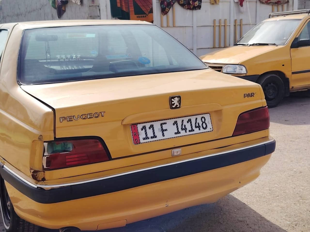 السلام عليكم سياره بيجو بارص موديل 15 رقم بغداد جديد هيئه مصفره السعر ٤٣ بيها مجال قليل مكان السياره بغداد جسر ديالى القديم للإتصال على الرقم
***********
