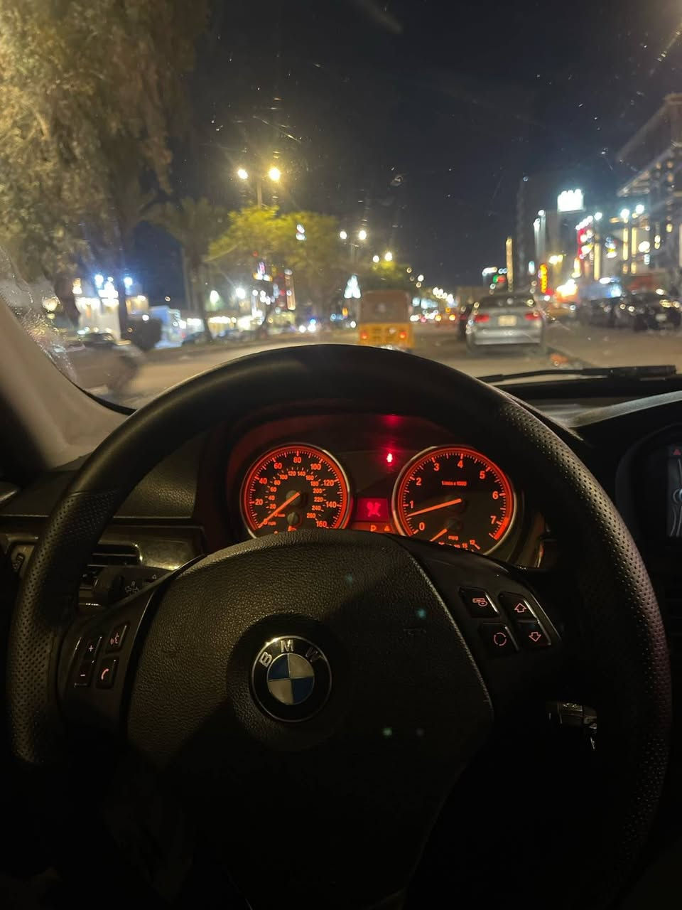 BMW 328 n52
مكلف بالنشر 
شباب السياره حلوه كلش احلى من الصور 
فول مواصفات
 بيها صبغ جاملغات ٢ اماميه 
السعر 115$ 
0 7 70 0 6 6 9 8 2 4
التواصل على الرقم اتصال + واتساب بغداد, العراق

