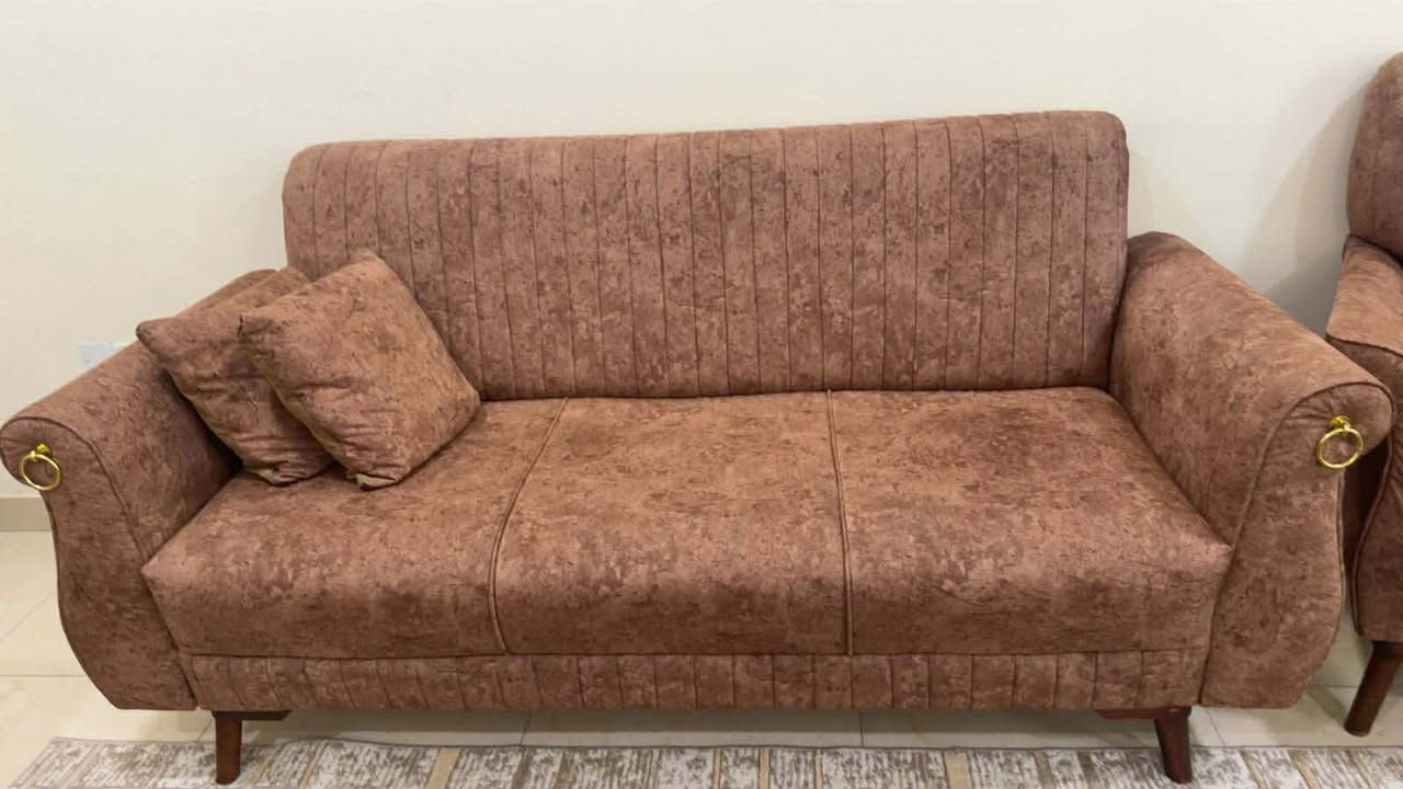 تخم تكمه 10 مقاعد اخو الجديد  وبي مجال مستعجلين ع البيع العنوان بغداد طريق المطار مجمع داماك السعر 550 وبيه مجال


**إذا كنت صاحب هذا الإعلان وتريد حذفه لأي سبب، رجاءا أرسل رسالة إلى الدعم الفني**