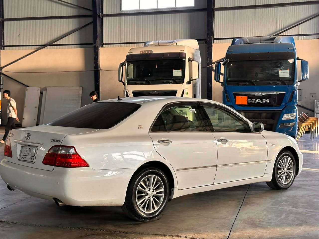 شاهینە 
مۆدێل ٢٠٠٧ مانگی ٩ 
گێڕ و مەکینە گەورە ١٨٢ 
ساج مەلەکی
گێڕو مەکینەی لۆک بەشەرت
چوار تایەو ویلی تازە نەوتی
بۆیاخی نیە هیچ
زەڕبەو لێدراوی نیە
کەڤەر گۆڕاوو شاسی کۆسەرە بەشەرت
تەبریت سارد و گەرم تەقەو ڕەقە کامل گیانی بەشەرت

٨٦ گڵاو مەعامەلە بۆ موشتەری
کەلار
ئەوە ژمارەکەیتی تەلەفونی بۆ بکەن
***********
کەلار

ئادمین 🌸 كالار, السليمانية
