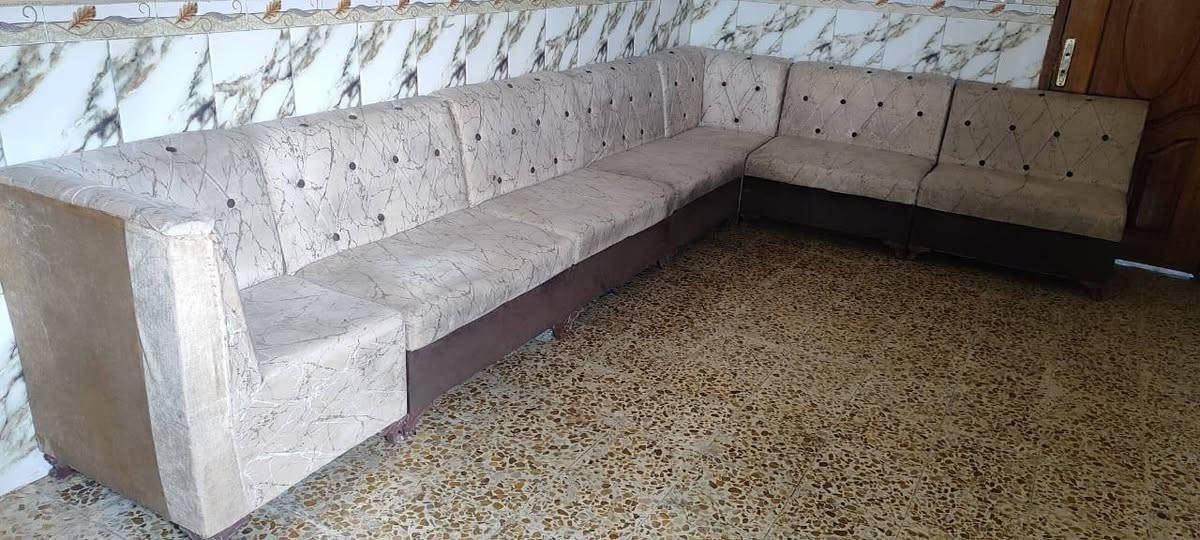 السلام عليكم اشتري طخم البيع نضيف جدا ما بي اي شي ما بي اي ضرر   6 قطع نضيف عنوان أبو رمانه سعر 175 وبي مجال الشراي يتصل على الرقم *********** عمارة, ميسان
