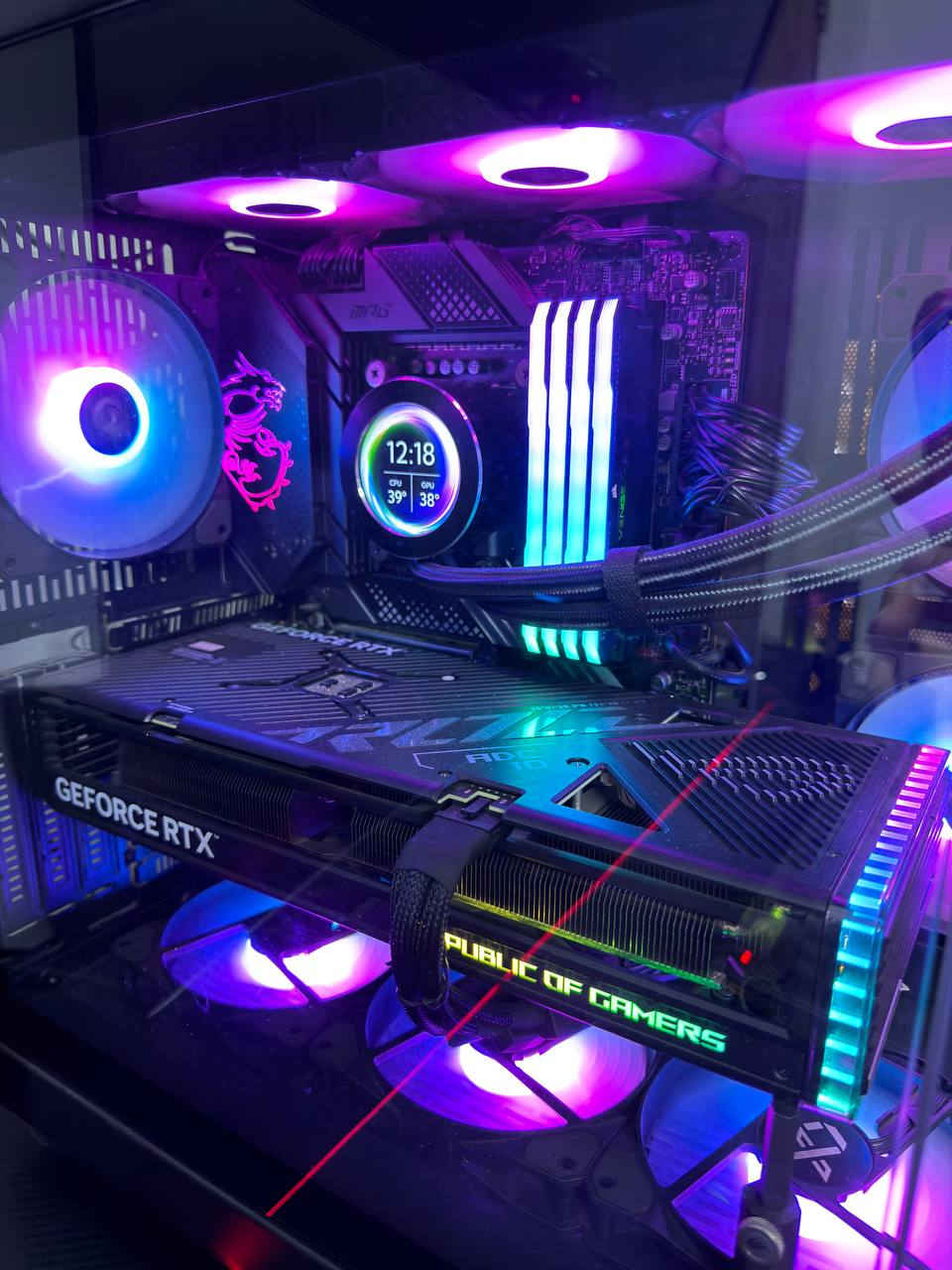 i7 13700 F
RTX 4070 Ti SUPER 16G ROG STRIX 
RAM 32G [ 8X4 ]=32  3600 CORSAIR
msi mag z690 edge wifi
1TB gn3 + 2TB lexar gn4
poer 850 deep cool 80+plus gold full mogler
Xigmatek Frozr-O II 360 AIO CPU Liquid Cooler 360  شاشه تخصيص LCD 
caes Xigmatek  full taour

السعر 2250 مليونين وميتين وخمسين ***********

