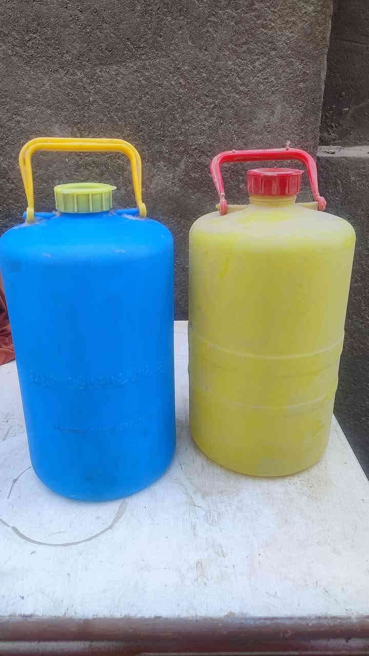 للبيع انتيكات وتحفات      عنواني ابو غريب قرب جسر قريه الذهب منطقه المنسيه    *********** 
***********       👉  عال  واتساب
