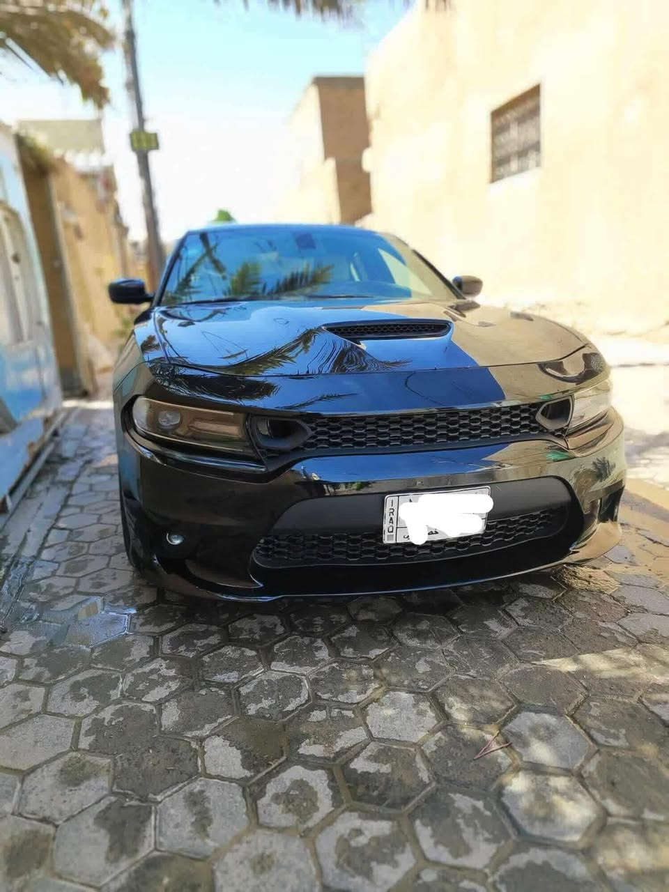 السلام عليكم جارجر SRTمديل 2015محدثه مديل 2021 سياره مكينه 3600 6 سلندر كير كفاله تخم تاير رقم بغداد مجدده الى 28 سنويه مداور ثاني يومي جاهزه سياره من كلشي بيه فقط قطعتين حادثه خارج العراق مكان سيارة نجف مشخاب  سعر  150 وبيه مجال رقم الهاتف ‭0780 988 7803‬
