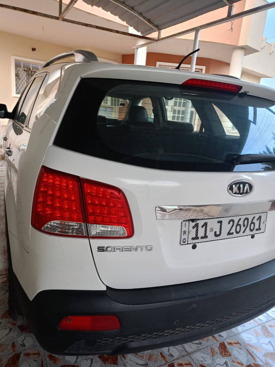 سورنتو موديل 2010  ، سبعه راكب كويتي فول السعر 150 وبيه مجال، العنوان الانبار رمادي، بيه 3 قطع صبغ رش بدون معجون،، رقم ***********
