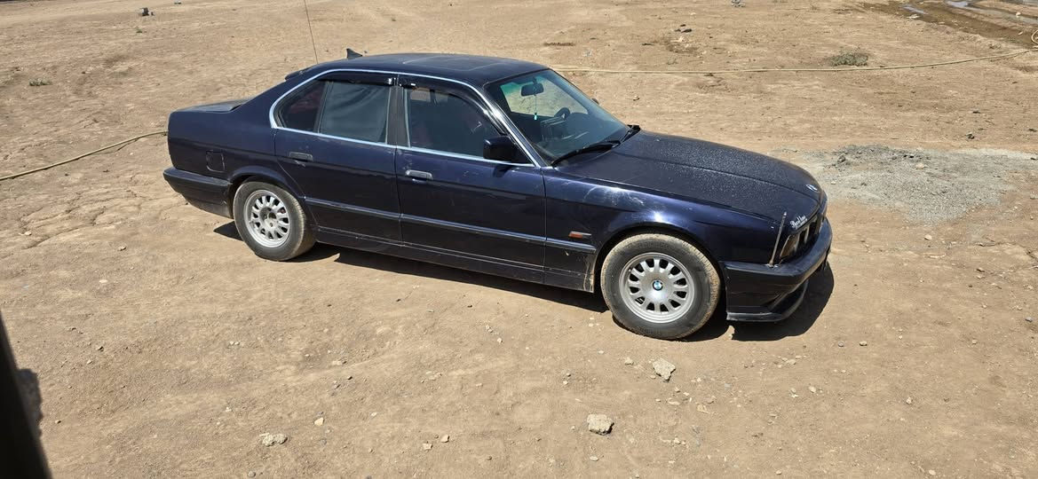 535BWM 
محرك 530 كير عادي محرك فل رقم نينوى أنكليزي بأسمي محرك وكير شرط 
مكاني ربيعة شراي اتصل وتدلل  
***********
