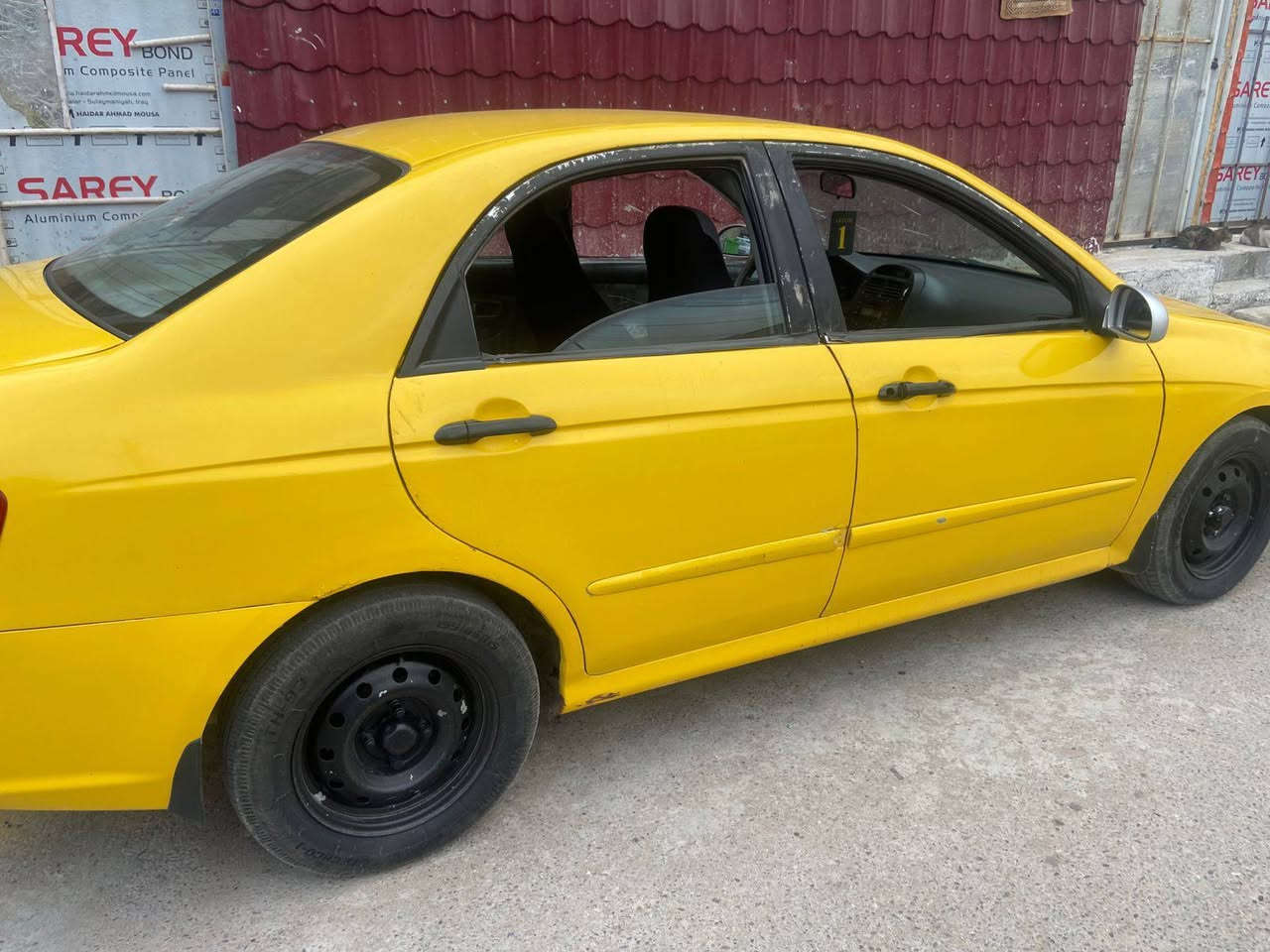 سيارة سبكترا 2009
مكينة حاوية جديدة 
رقم صلاح الدين 
السيارة بيها معجبون بالصفحة اليمنى 
السيارة ما بيها نقص
سعرها 62 وبيها مجال 
مكاني بغداد الشعب 
الاتصال على الرقم 
***********
