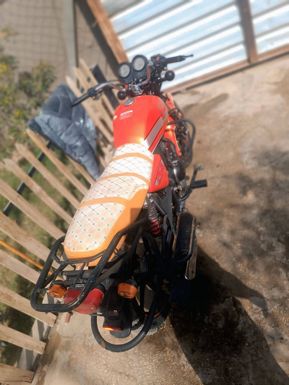 السلام عليكم  دايوان للبيع  اوراق اصولي 
الاستفسار ***********
