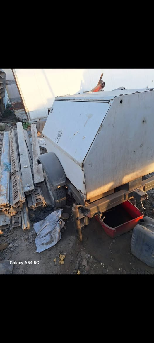 مولد كابوتا للبيع ٢٣ كيفي ثري فيز الي يجي على البراد ينسحب سحب كامل نضيف شاشه نضام حمايه المكان ابو غريب السعر ١٨ ورقه ***********
