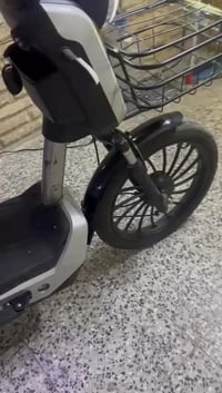 دراجة شحن للبيع الحجم ٢٢ تسع شخصين ٦ بطاريات ويني أصلية تايرات بريكات ...