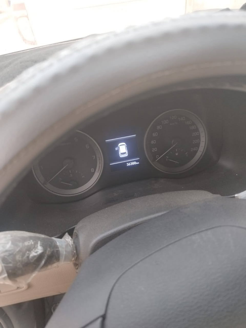 سلام عليكم سيارة توسان للبيع موديل 2020 مكينة 2000 دوش 
بدون قطرة صبغ سنوية بسمي لحد 2030 عنواني ديالى بعقوبة 
السعر 220 ورقة ***********
