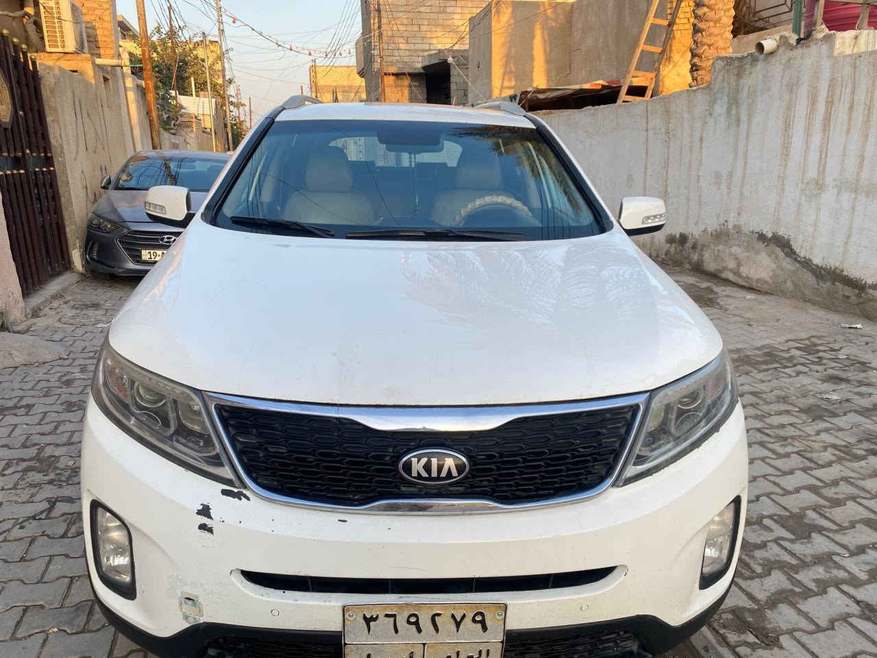 عندي سورنتوا 15اربيل فول مواصفات وبدون بنورامه اريد مراوس بفوتون
***********
