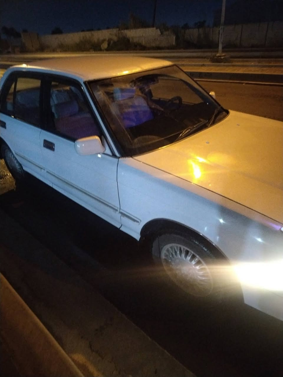 ارنب للبيع 1993
مكفوله مكينة اصوليات

رقم بغداد الألماني سيارة باسمي سنوية مجدده قبل سنتين

 گشرتها بلادية بس بيها ملاحظات وضربه قديمة بالجاملغ جهة السايق 

عوزها تبريد ، وكيرها تعبان شوي، ابيعها كأنه گير كايم 

حدادية خلفية جديده الامامية 70%

مطلوب بيها 60 وبيها مجال 

مكاني بغداد العبيدي اي تفاصيل راسلني واتساب ***********
