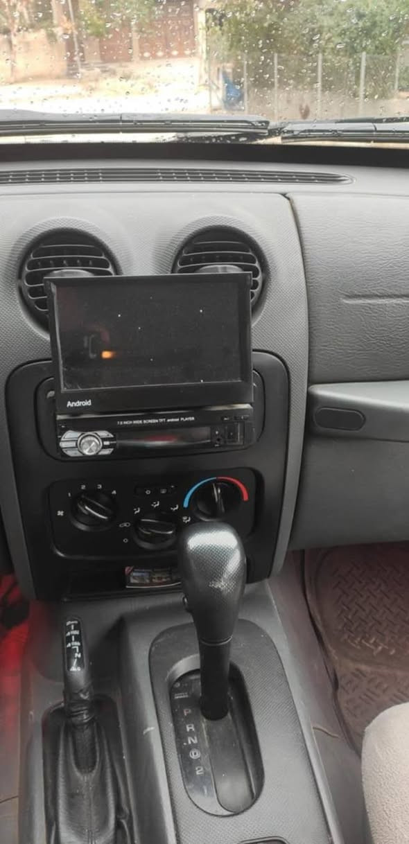 سلام عليكم جيب 2007 رقم سليمانيه سنويه 29  سياره   جديد حيل سعر 84 وبيه مجال الشراي يخابر *********** مكلف بل نشر
