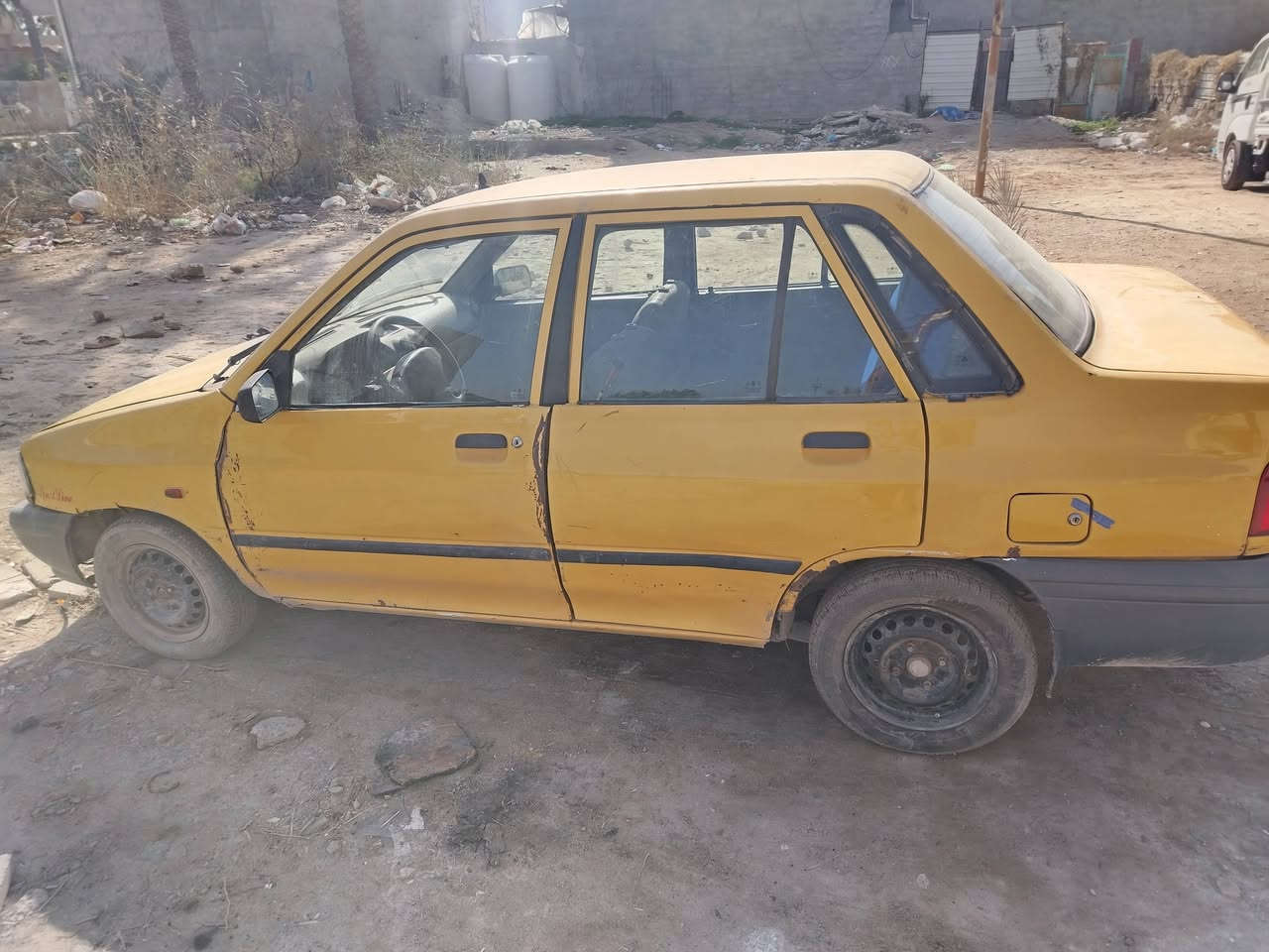 سلام عليكم سايبا البيع موديل 2012ساره محرك بل جيس كير جديد سياره مكان سياره جزيرت بغداد سياحيه تصل وتدلل ***********
