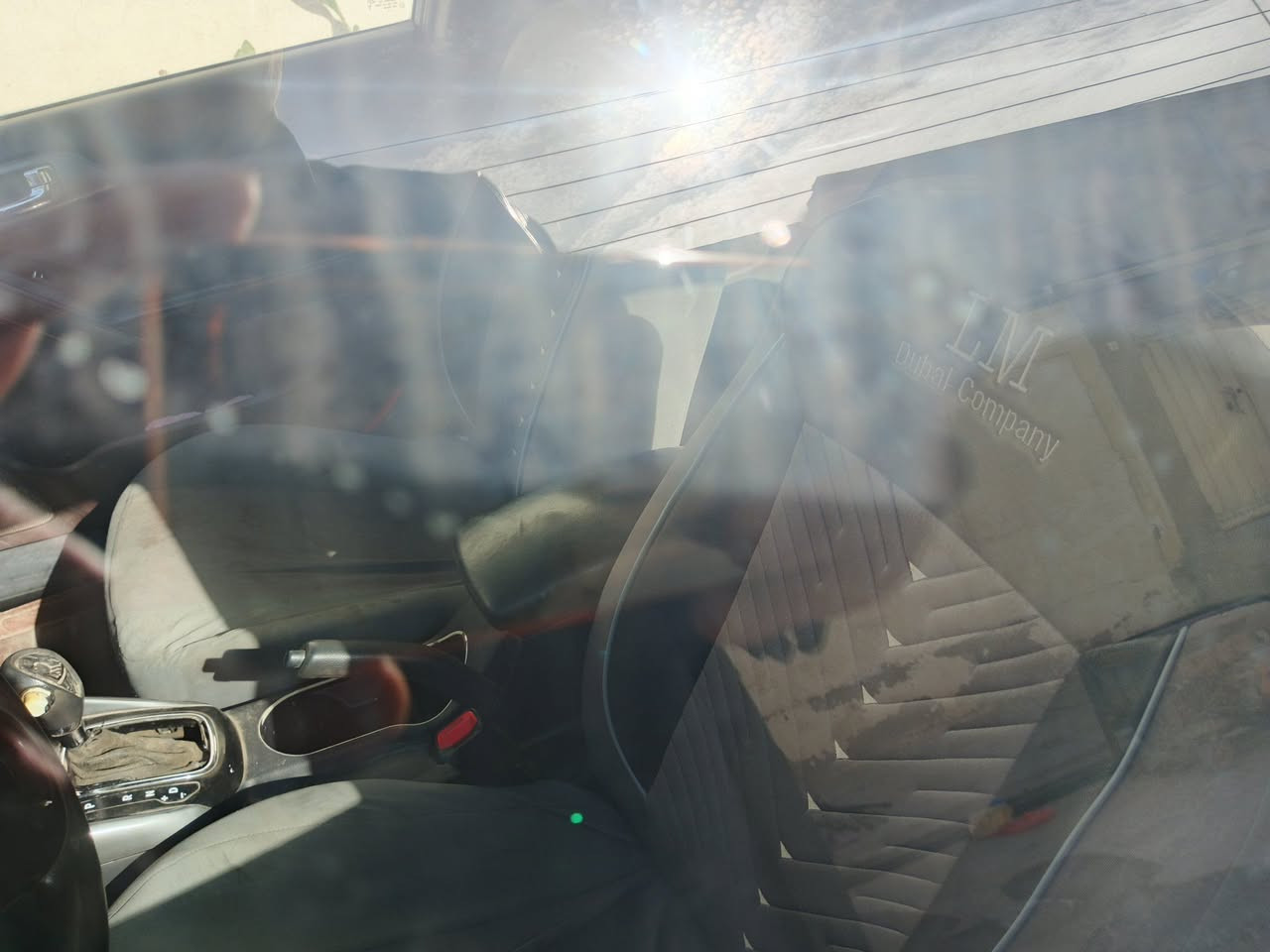 السلام عليكم سيراتو مكفوله من الحادث فقط صبغ اقل القطعتين راعيها الكردي متوفي وكاله فقط من وكيل الورثه عدهم محامي يسوي السعر 70وبيها مجال الاستفسار ***********مكاني نجف
