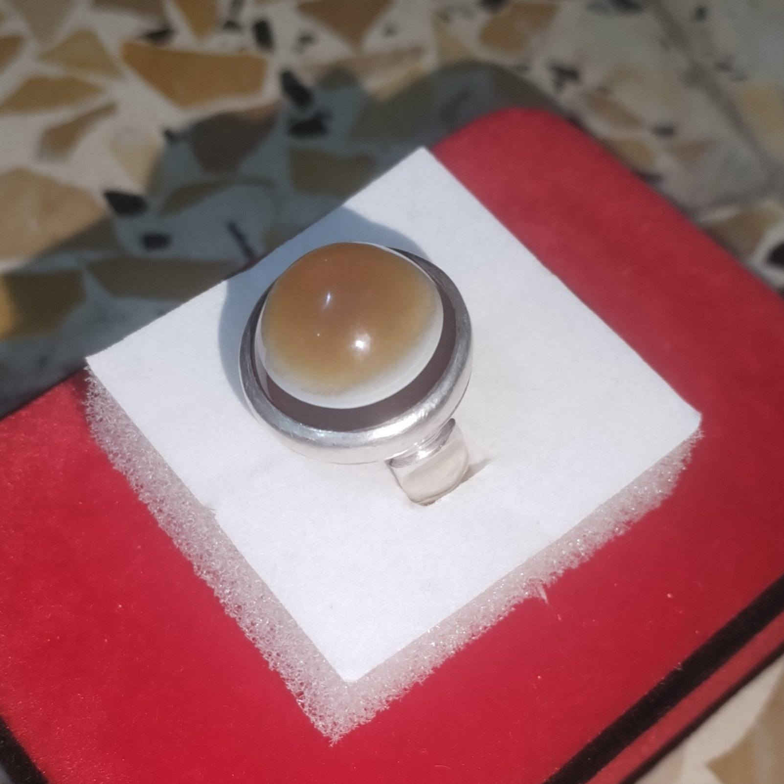 جزع يماني ملكي صياغه يدويه ثقيله قياس الخواتم 18
سعر كل خاتم 175 الي حاب يتفضل خاص


**إذا كنت صاحب هذا الإعلان وتريد حذفه لأي سبب، رجاءا أرسل رسالة إلى الدعم الفني**