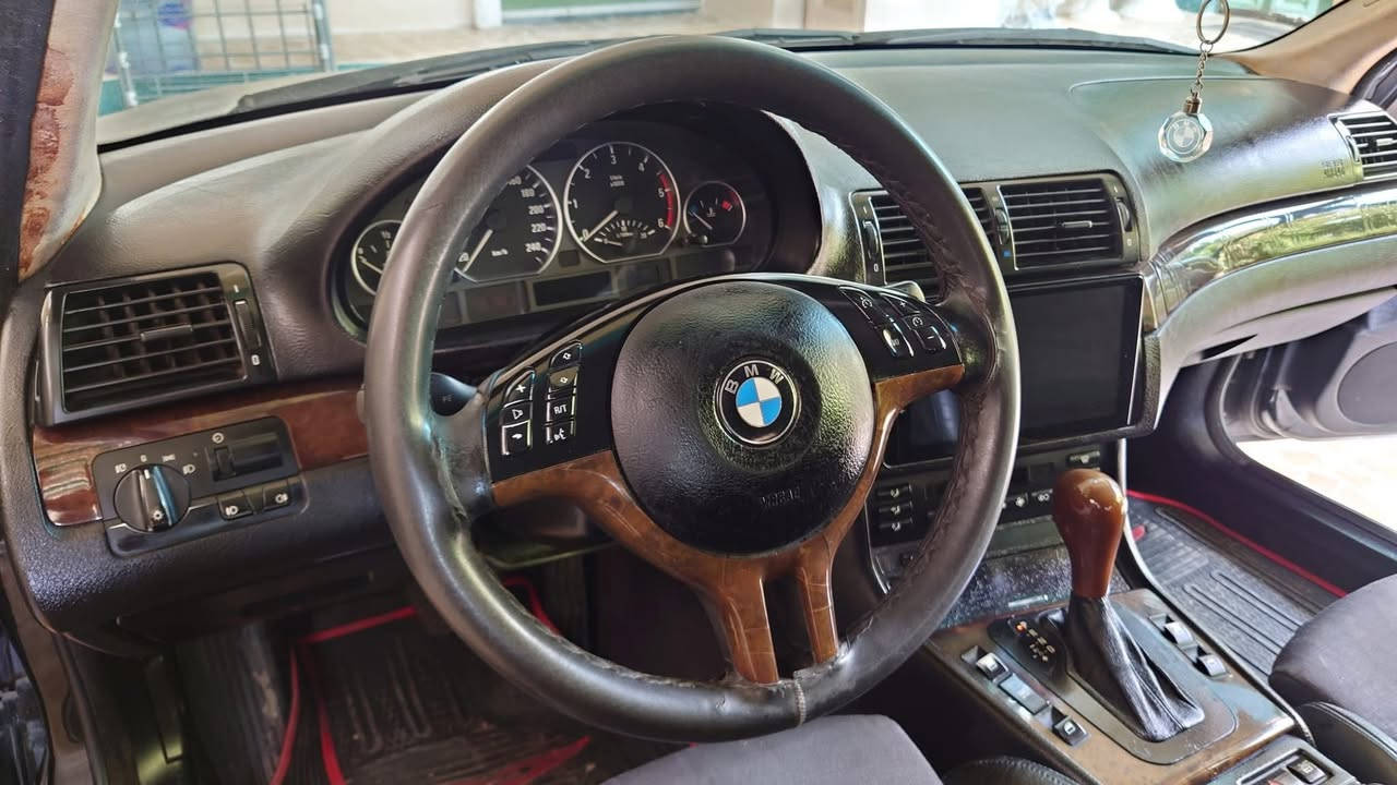 ا‎لسلام عليكم
  
‎للبيع وارد ألمانيا أصلي بلادي

 BMW E46 330d 

 2002 موديل محدثه 2004 
‎رقم اربيل انكليزي  
و تحويل مباشرة و اصولي 
‎ 
المواصفات

محرك ديزل ستة سلندر 2500 توربو 
‎تحكمات ستيرن 
‎مثبت سرعة
مايكرفون و بلوتوث 
   
‎ M جلد اسود تدفئة كشنات
‎مانع انحدار
‎بردة خلفية 
موبايل خلوي 
‎سيدي جنجر 6 اقراص 
‎ جام كهرباء اوتو 
ويل 18 M تو سايز 
‎زراكات لايت 
‎اطارات ميشلين 18 أمريكية أصلي 
‎لايت اوتو
‎شاشة أندرويد 
‎كير اوتو ثلاث وضعيات
‎وباقي المواصفات مال e46 معروفه 

محرك ديزل M57 D  صوته ناعم مثل البانزين بيها ربع باب ورا النفر بارد وسنوية وهزة 23 سيارة كاملة  اقتصادية جدا بالكاز للعلم  و بيها حصة مال منتجات كل يومين 40 لتر  هذا الموديل محركه جدا قوي   
موجودة للبيع 
‎السيارة مسويله ادامه كامله  باتري اصلي جديد شادلها فلاتر جديدة  و طخم فيول بمب  جديد وداينمو جديدة 

السياره نظيفه  بس تحتاج  تخم تاير جديد و بالعافيه على الياخذه السياره معروضه ب 75  ورقة وبيها مجال 
 راسلني عالخاص و تتدلل  مكاني الموصل الأيسر


**إذا كنت صاحب هذا الإعلان وتريد حذفه لأي سبب، رجاءا أرسل رسالة إلى الدعم الفني**