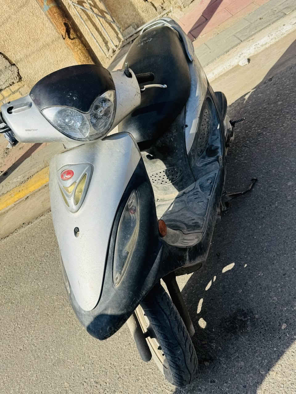 سلام عليكم كامكو ياباني للبيع كابريتر بيه خيط بخار لشراي ***********
