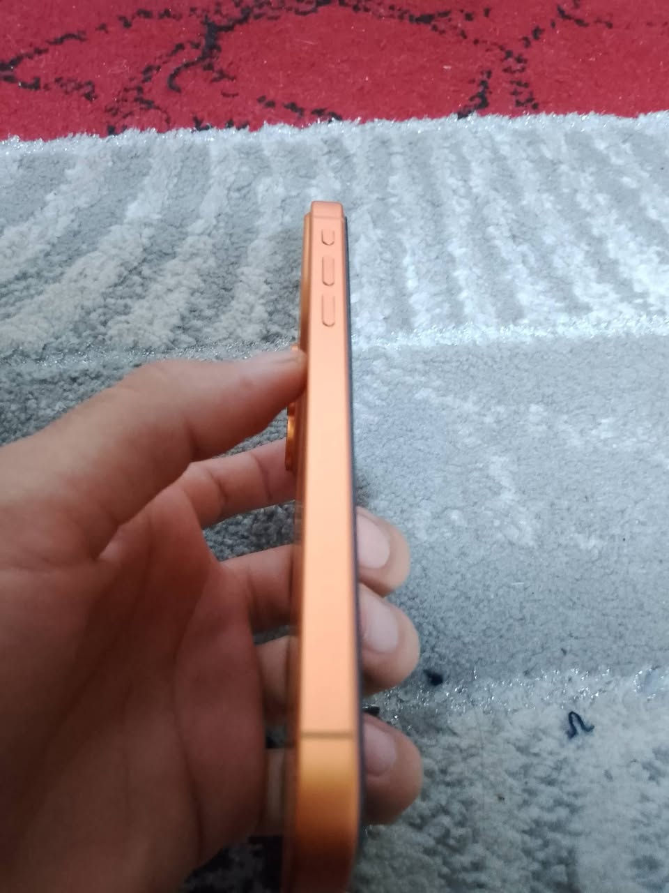 السلام عليكم اخوان ايفون X R محور كلشي شغال شاشه 3 خيارات فلاش كامره تخبل سيمكرت شغل سماعات كلهن شغاله شخط مابي بس الكامره واكفه بس الباقي كلشي شغال يخبل إستعمال حلو مبدل بطاريه اصليه 100% كامره امامي خلفي السعر 300 وبي مجال قليل حك جيهة مكاني بغداد البياع معالف رقمي *********** واتسب متواجد
