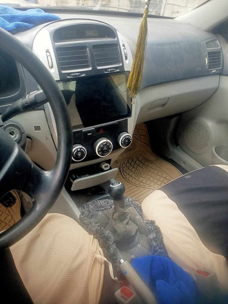 كيه سبكتره موديل الفين 8ضربه بل صندوك ضراره سياره فول بس كير عادي سياره بسمي هيه وغرمات صفر ***********متوجد عل رقم وتساب
