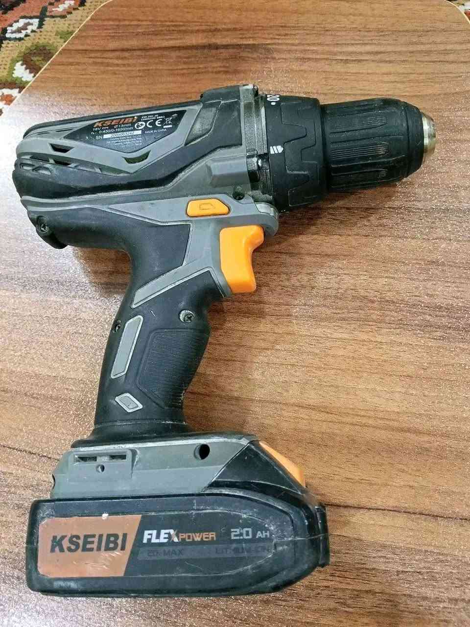 منشار ودريل الاصلي ومروحه وصونده وغطاء مجاري وصندوق عده يشتري يراسلني


**إذا كنت صاحب هذا الإعلان وتريد حذفه لأي سبب، رجاءا أرسل رسالة إلى الدعم الفني**