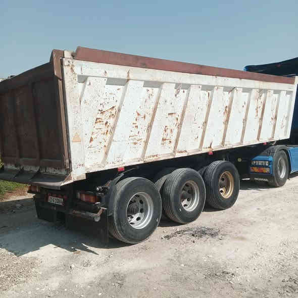 سلام عليكم سكانيه مديل 2012 تخم تاير راس وعربانه للبيع عرجة بدون كلج مكلف بلنشر رقم صاحبه *********** +***********
