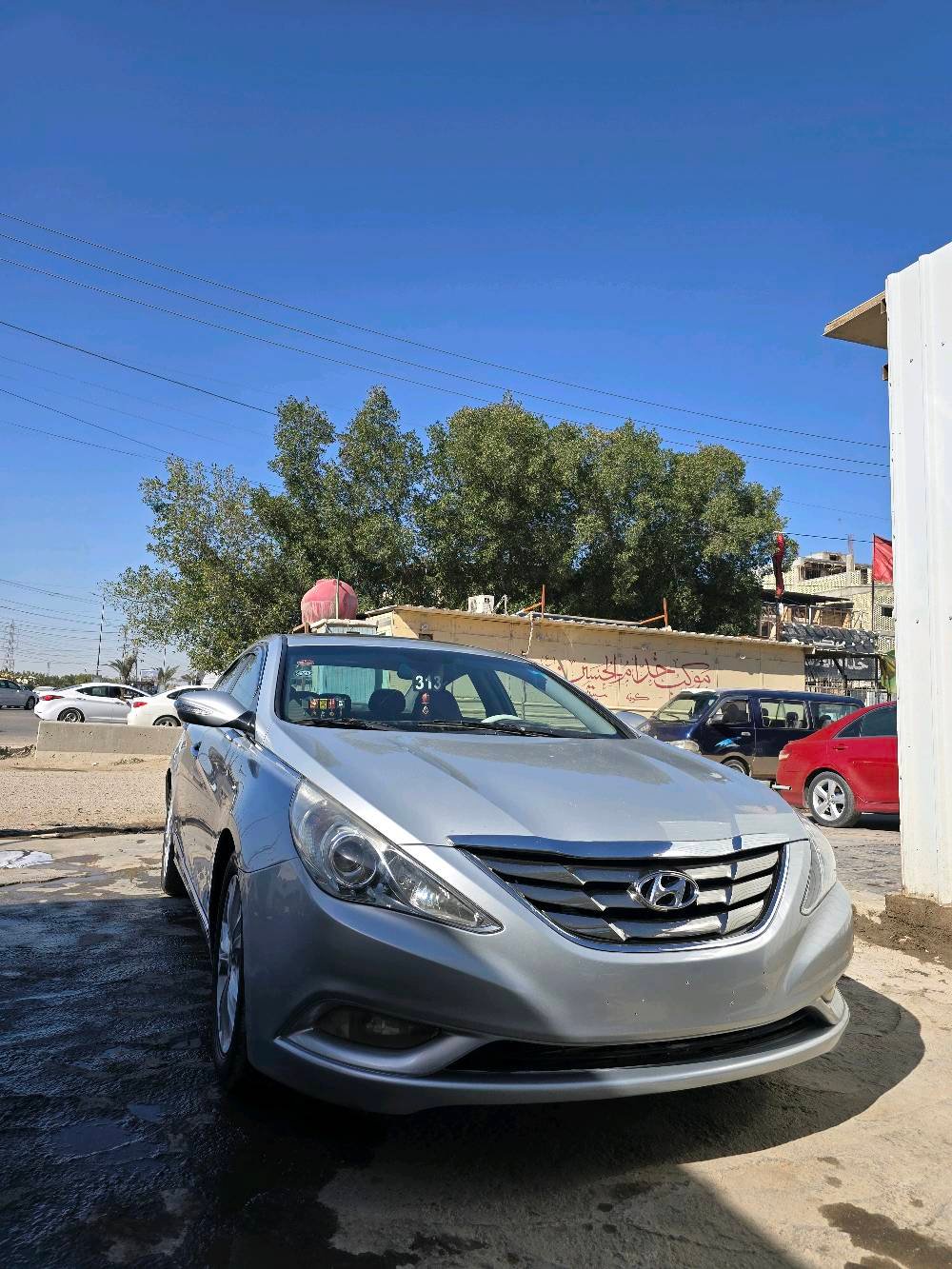 سوناتا 2011 وارد أمريكي 2400cc معلين كازكيت يعني ماكو دوانز   كشن تدفئة وكهرباء.  بصمة فتحه مثبت سرعة فول تحكمات ستيرن حادثه مال امريكا  جاملغين خلفي وقبق الجنطة تعديل بسيط وجاملغ ايمن أمامي بي رش مكانه نجف نداء 