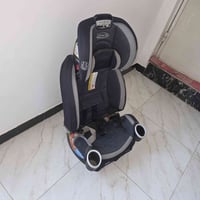 كشن أطفال • كامل • حزام وقاعدة