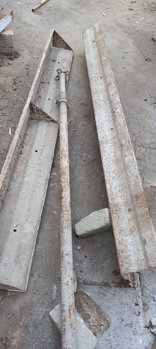 قوالب صب كونكريت العدد 5 مع جك 
***********
