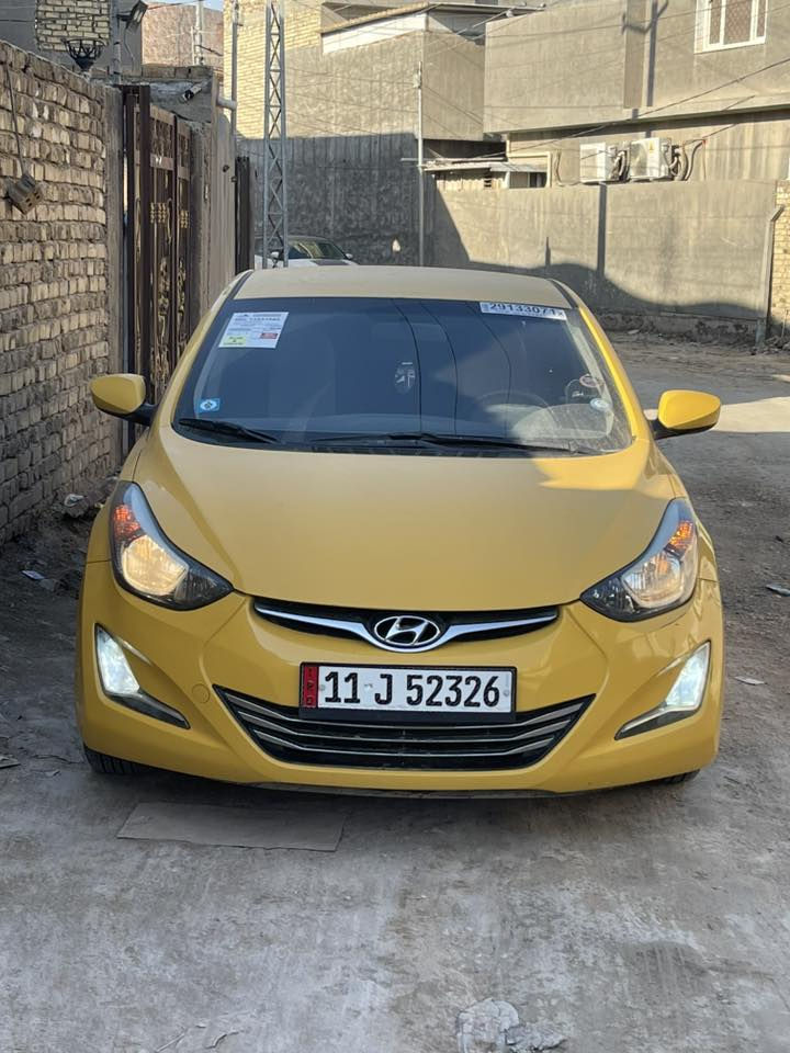 سلام عليكم النترا وارد امريكي 2016 حادث امريكا فقط باب خلف السائق تبديل ولباقي شرط السونار مكينه وكير بحالة جيدة 
حجم المكينه 1800 دوش
مواصفات السيارة 
مانع انزلاق 
ايكو تقليل صرف البانزين 
تحكمات ستيرن
مثبت سرعة
تحكم جهتين 
زنون لايت عالي اصلي
كشافات ثلجي 
سيارة رقم بغداد بسمي 
سنوية 2030
عنوان السيارة حله بابل مركز المدينة 
السعر120 وبيه مجال قليل 
***********
